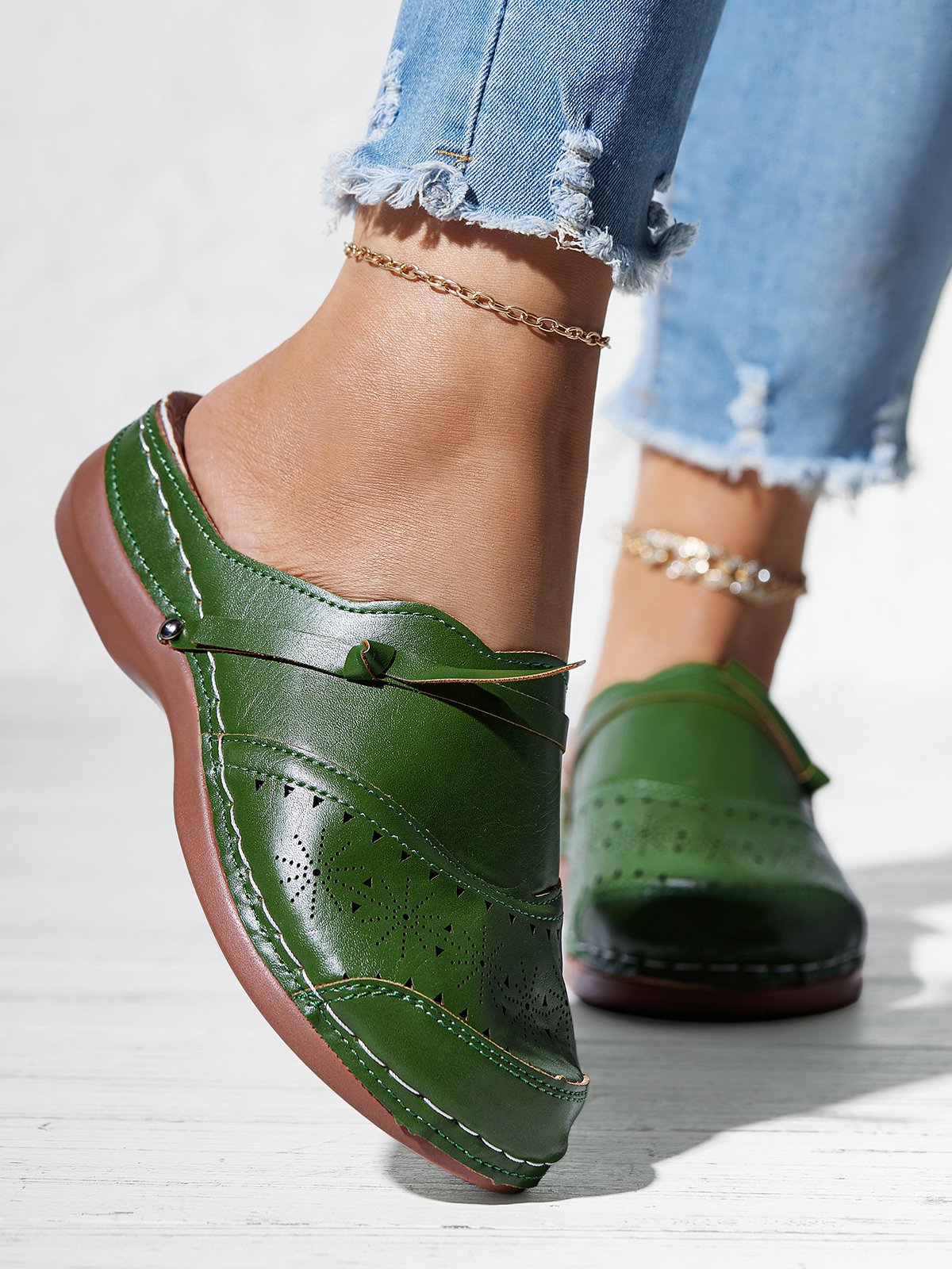 Knotted Cutout Vintage Mules