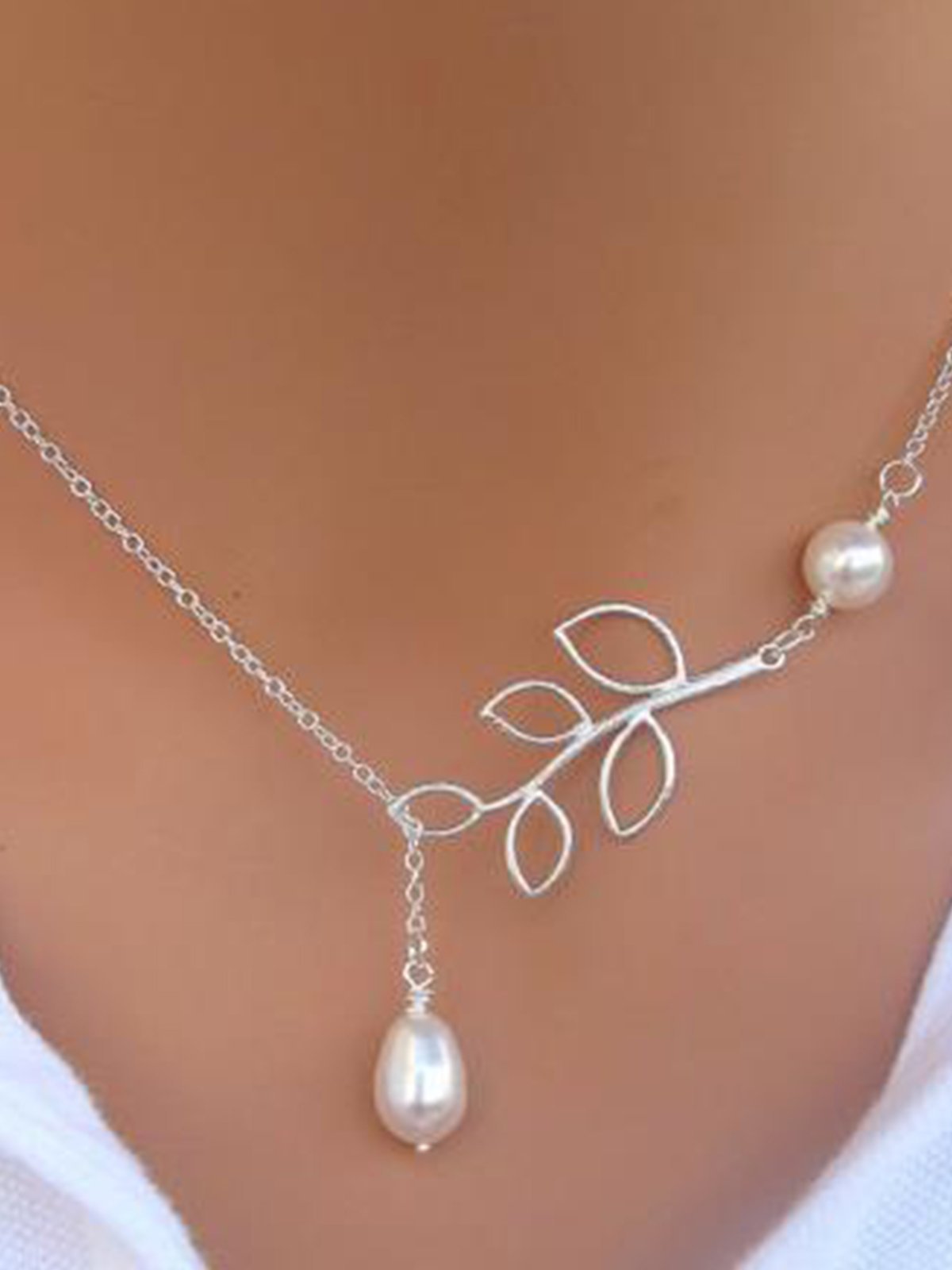 New Chic Fashion Vintage Leaf Pearl Necklace
