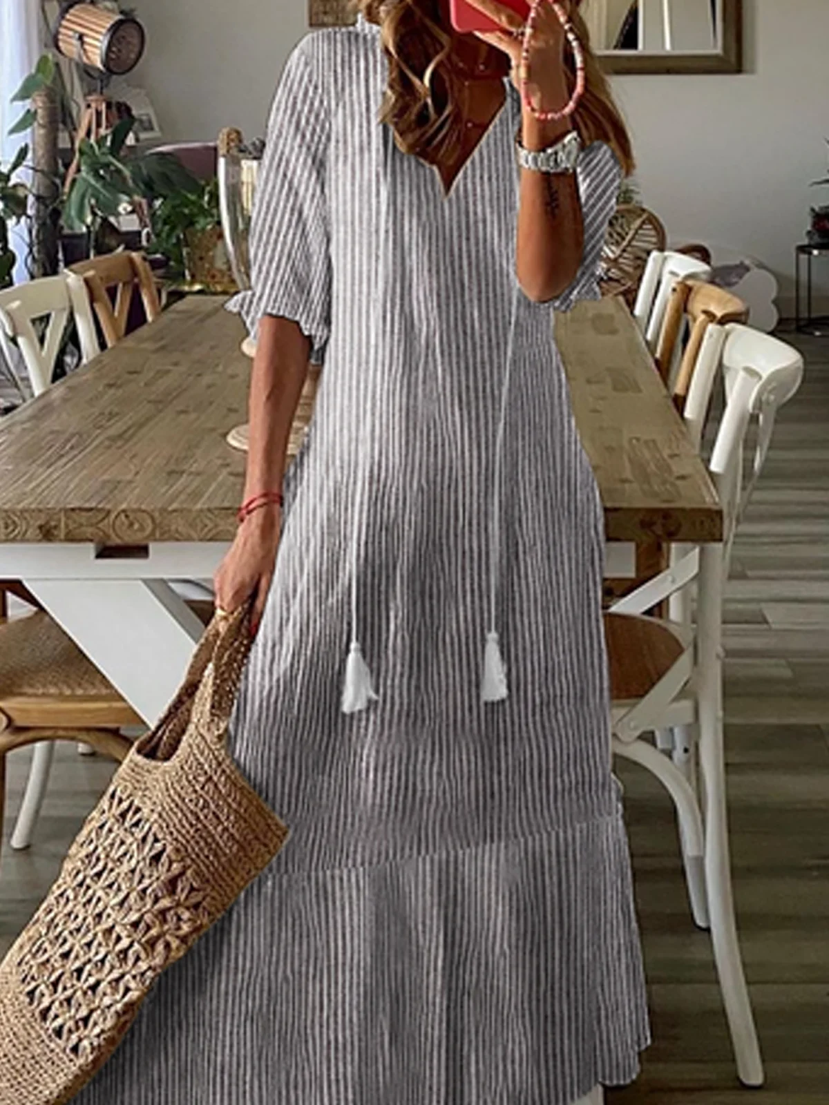 Loose V Neck Casual Striped Dress With No