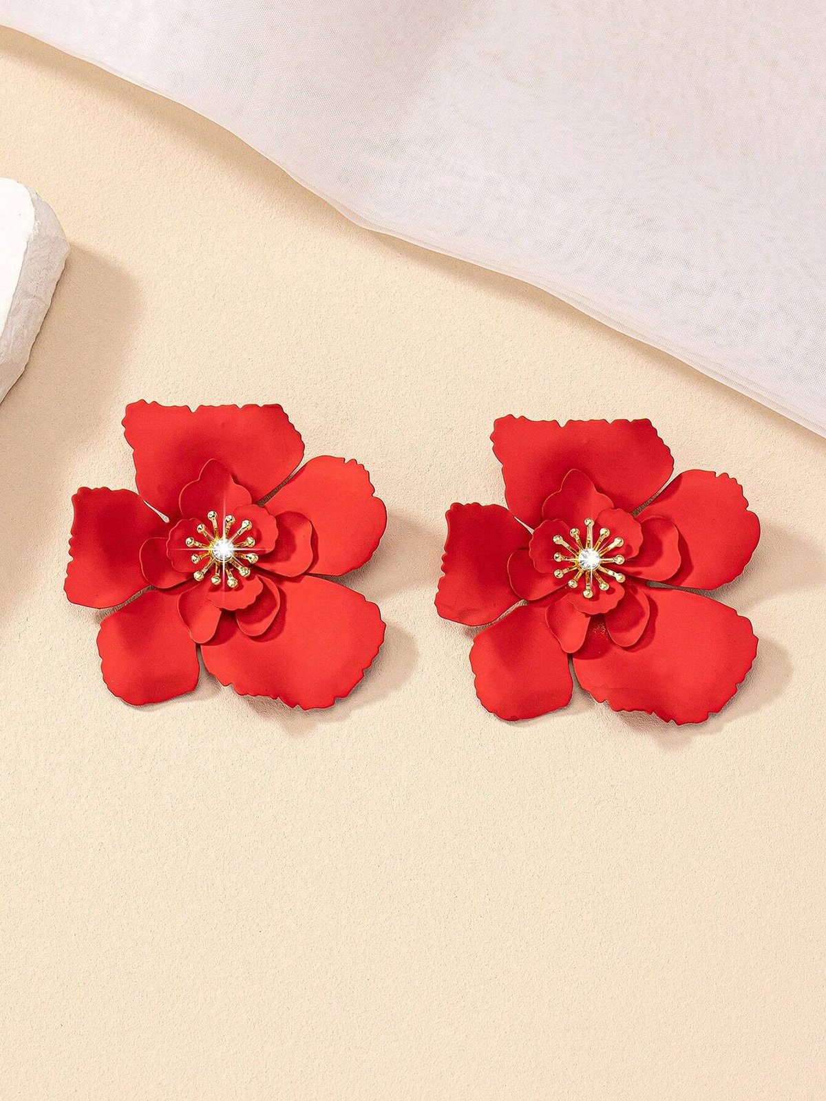 1pair Elegant Flower Rhinestone Stud Earrings