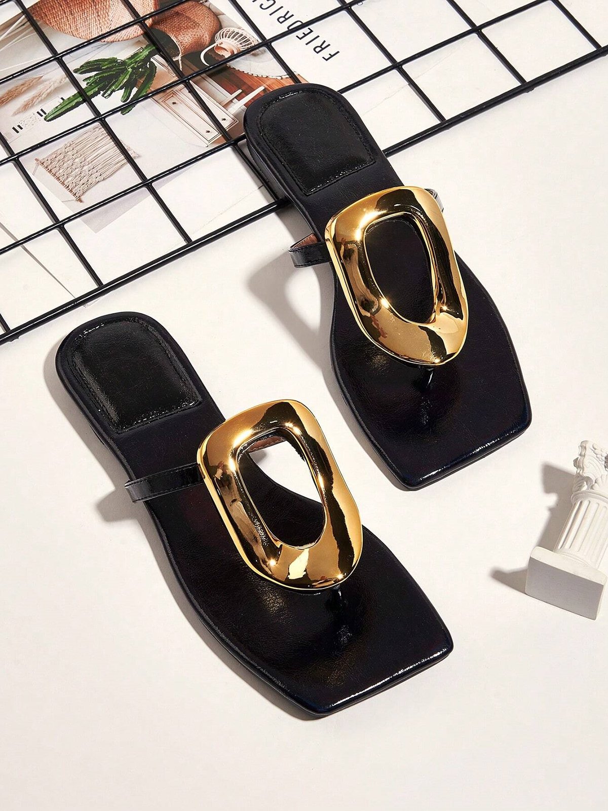 Hollow Out Metal Decor Square Toe Thong Sandals