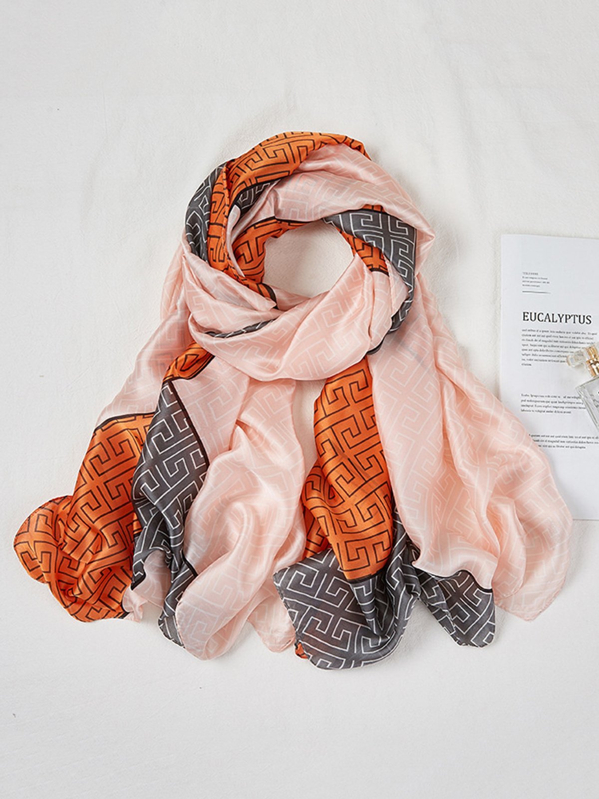 Colorblock Geometric Satin Scarf