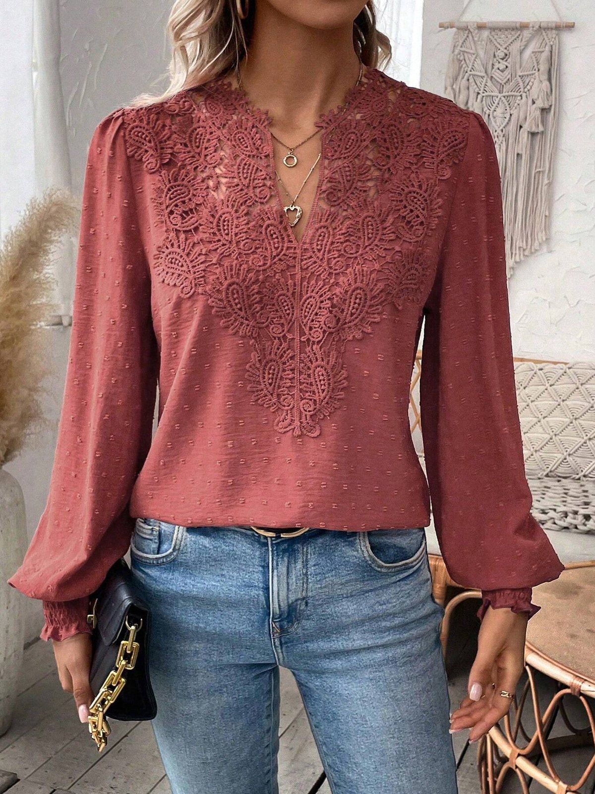 Regular Fit Lace Casual Blouse With No