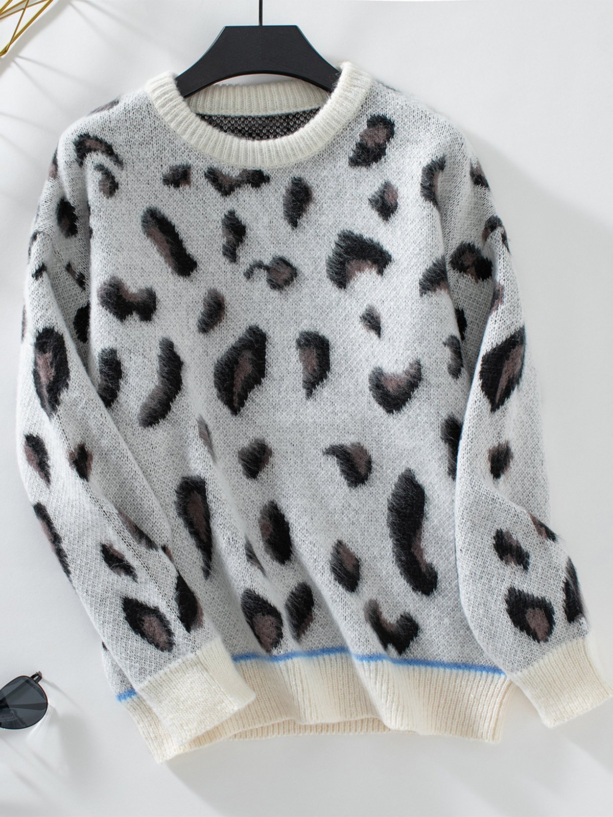 Loose Casual Leopard Crew Neck Sweater