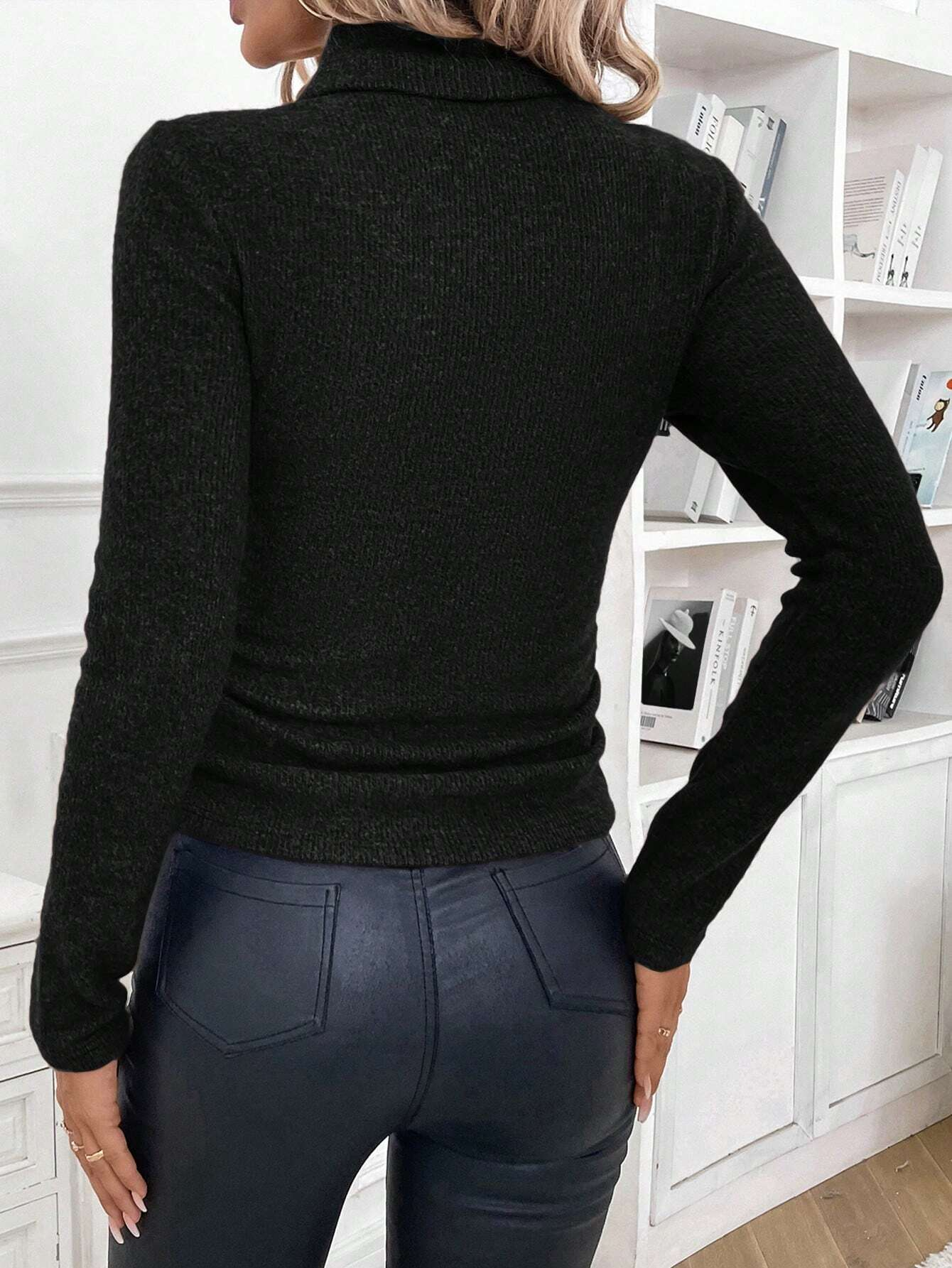 Women's Solid Turtleneck Long Sleeve Fleece Lined Slim Fit T-Shirt Sweater