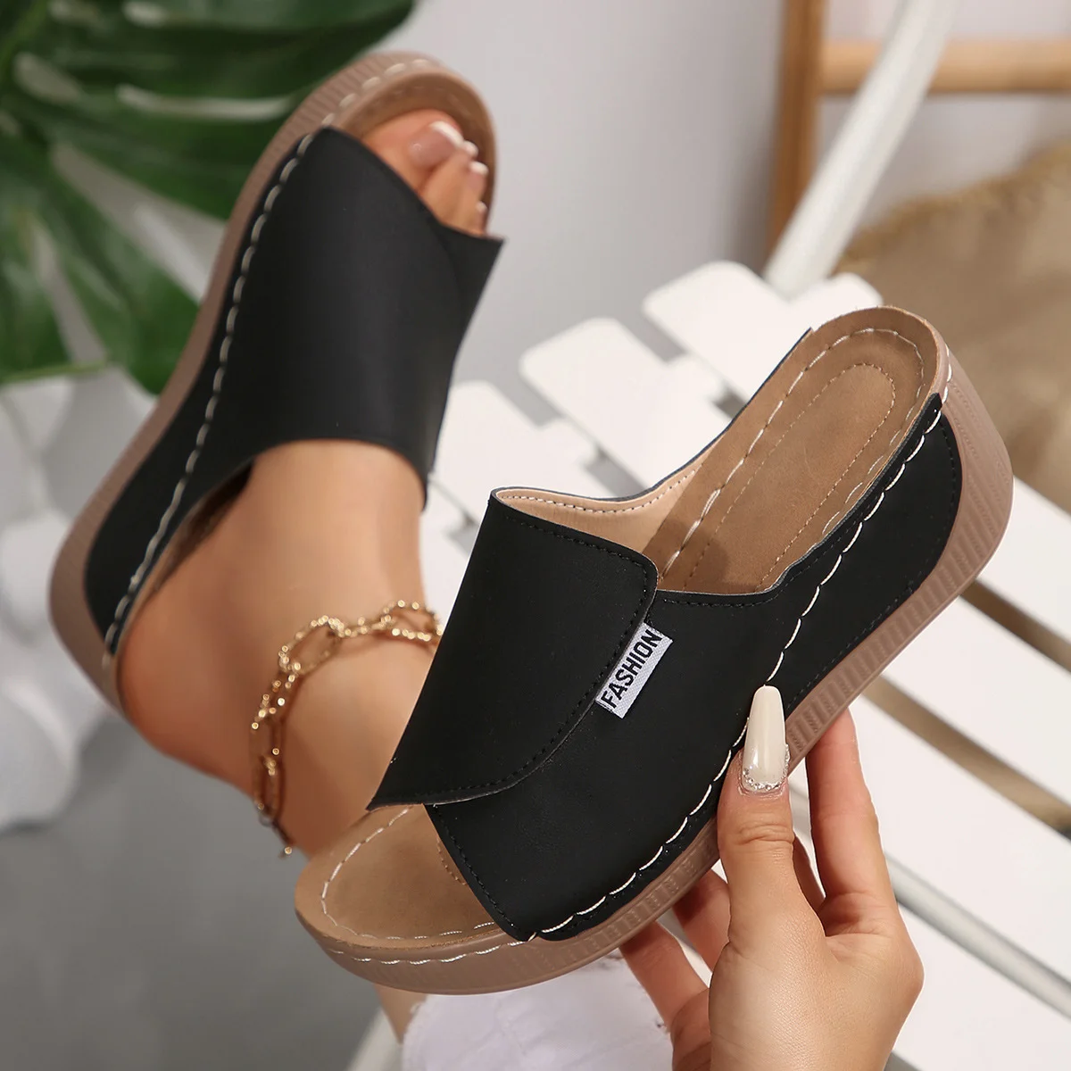 Leather Vintage Plain Sandal