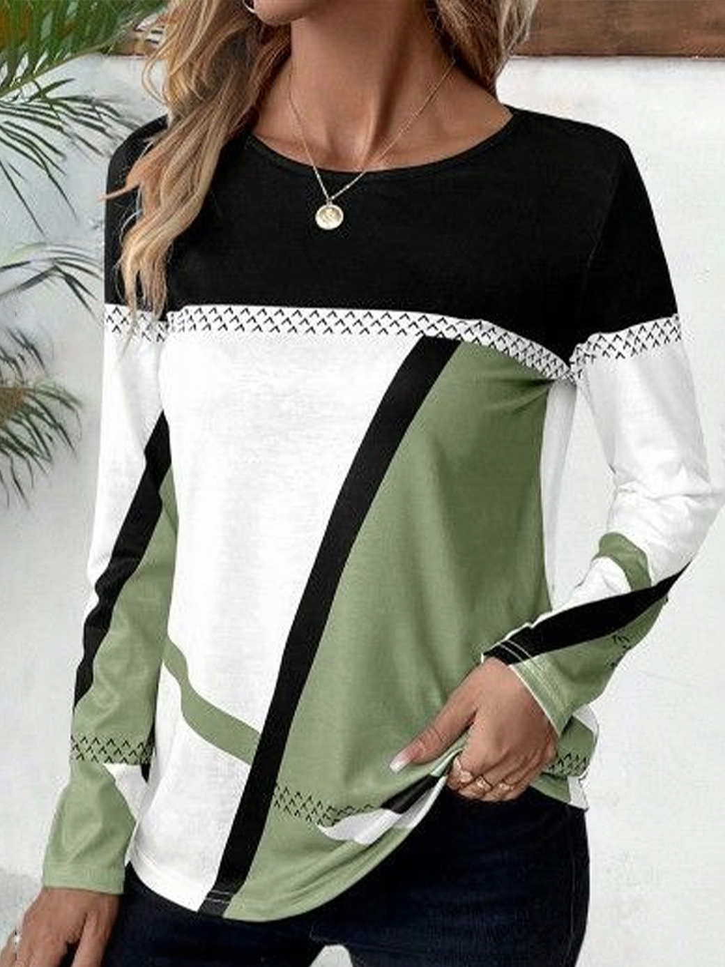 Women Abstract Crew Neck Casual Long Sleeve T-shirt