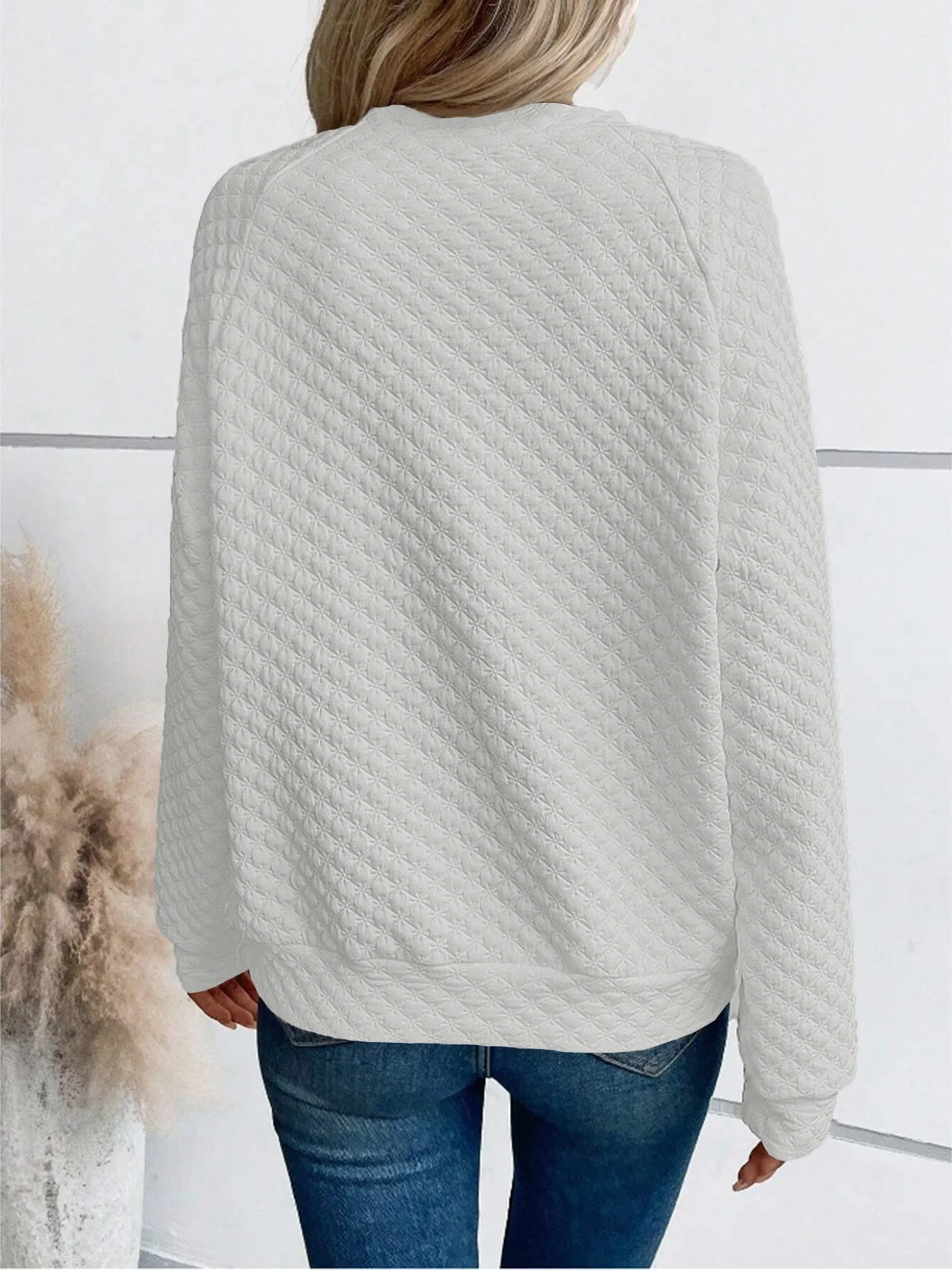 Sports Embossed Loose V Neck Sweatshirt