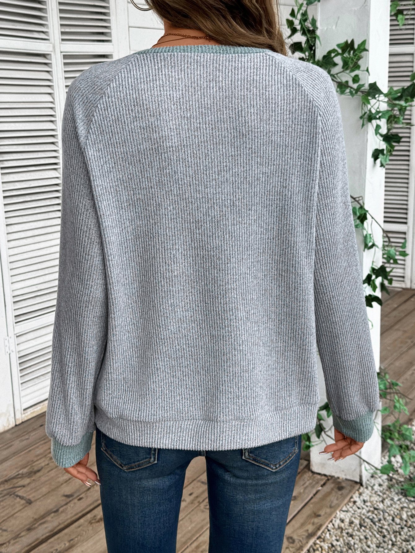 Women Color Block V Neck Casual Long Sleeve T-shirt