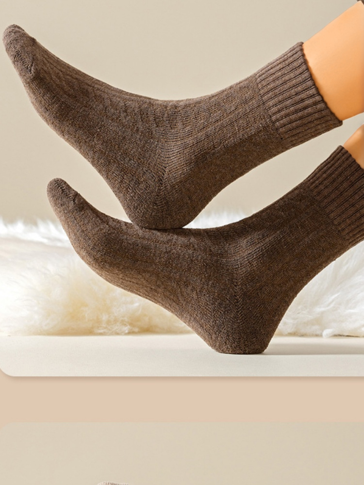 Plush And Thick Towel Socks Twisted Autumn And Winter Style Mid-tube Socks Women's Long Socks Thick Socks Winter Warm Women's Socks