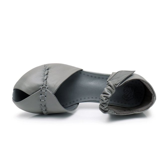 womens white moschino sliders