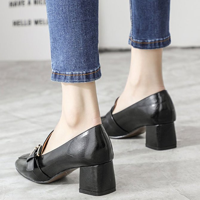 chunky heel square toe