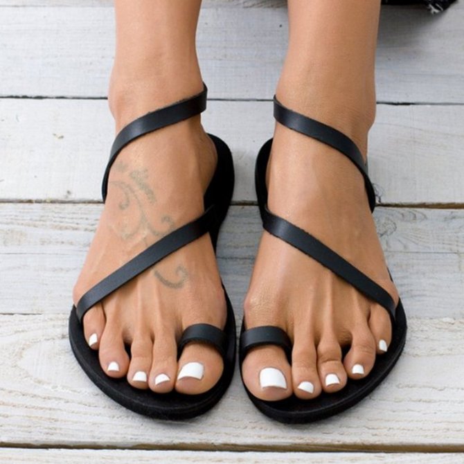 are sandals considered business casual