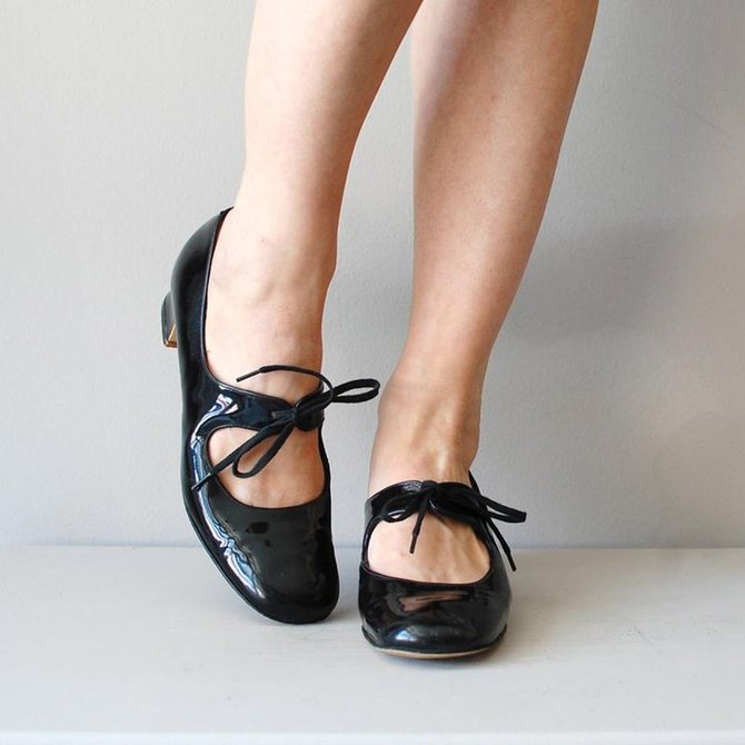 lace mary jane pumps