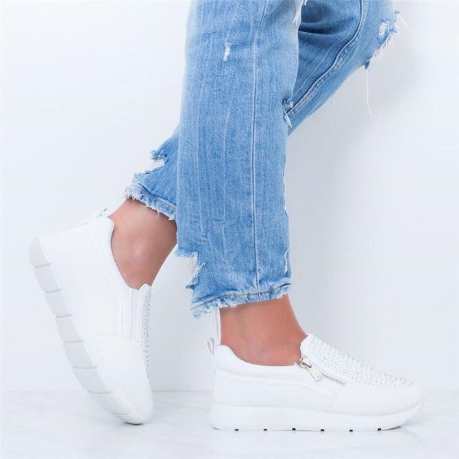 comfy designer trainers