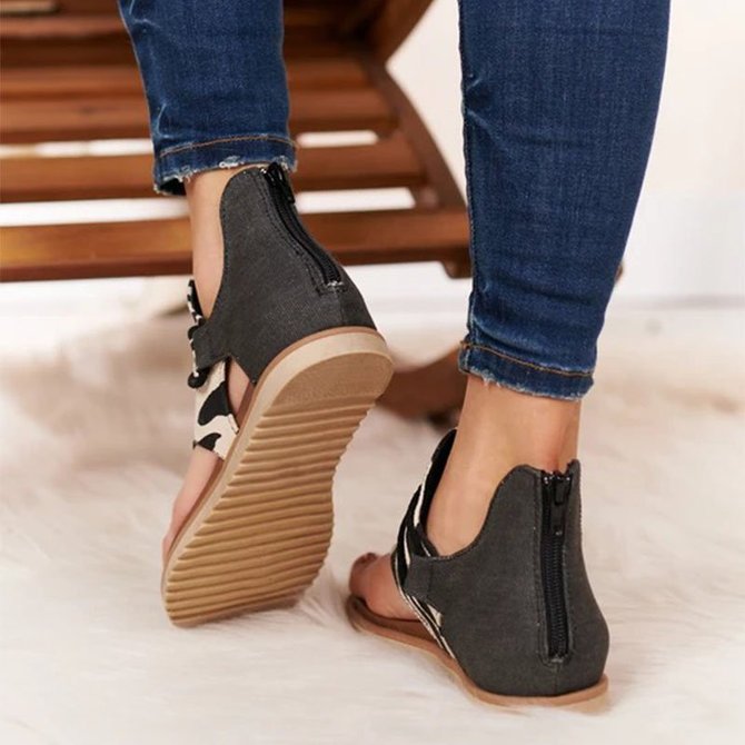 Women Plus Size Super Posh Gladiator Comfy Zipper Sandals