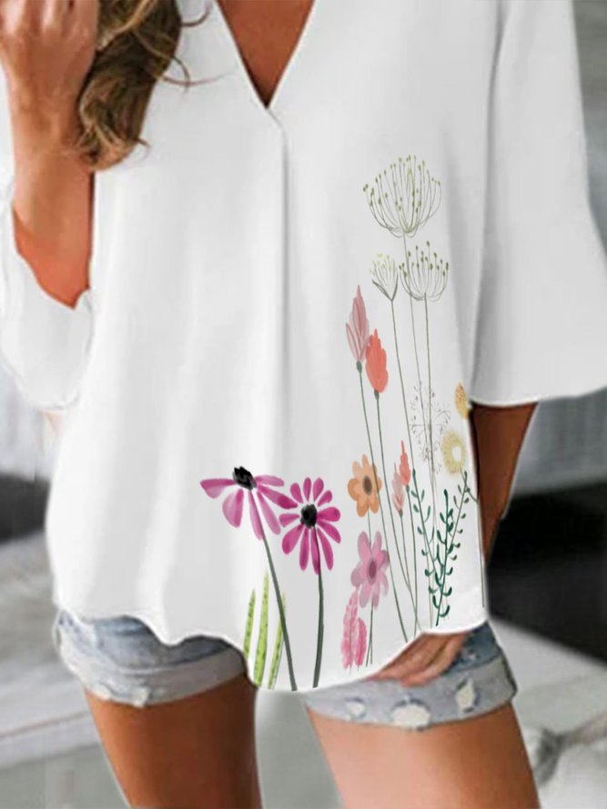 Plus Size V Neck 3/4 Sleeve Floral Shirt