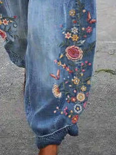 Floral-Print Casual Shift Jeans