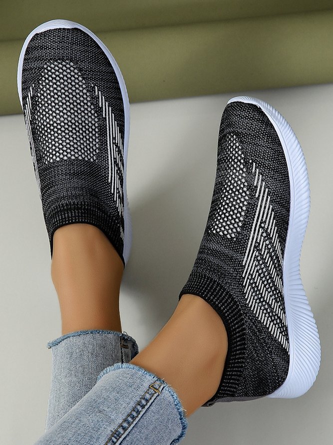 Black and White Contrast Flyknit Sneakers