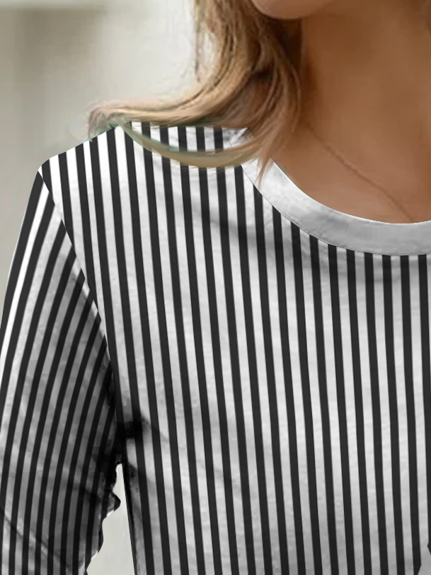 Color block stripe button fit T-shirt plus size