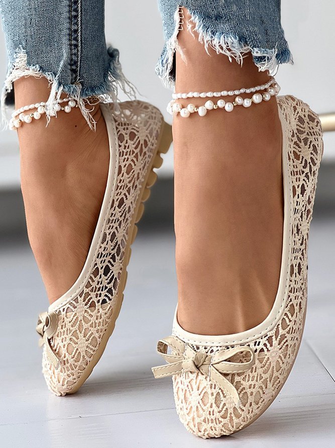 Elegant Hollow out Lace Bowknot Front Flat Shoes