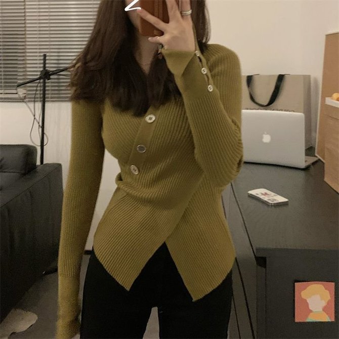 Casual Plain Buckle Cross Long Sleeve Sweater