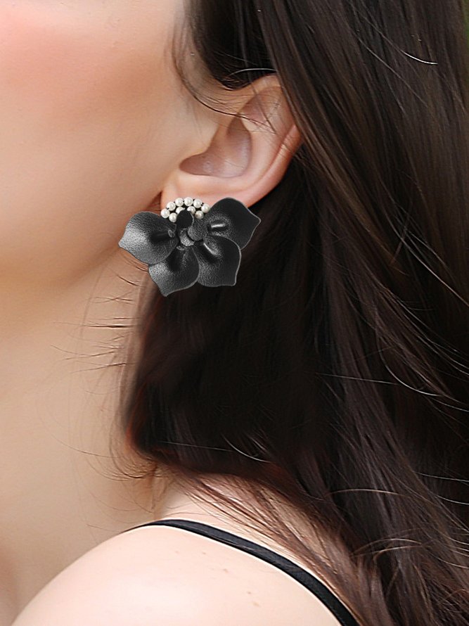 Elegant Handmade 3D PU Leather Imitation Pearl Flower Earrings