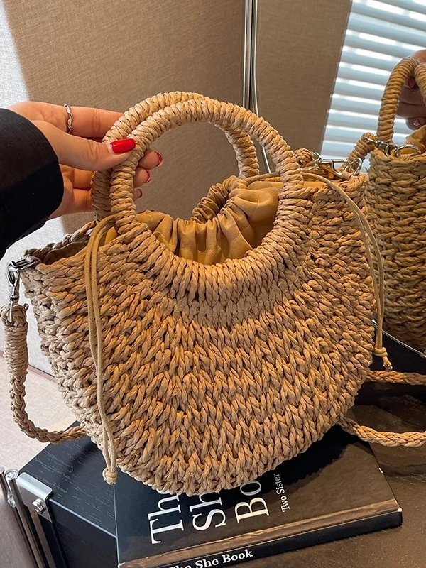 Women Striped Hawaii All Season Drawstring Date Crochet Straw Straw Shoulder Bags